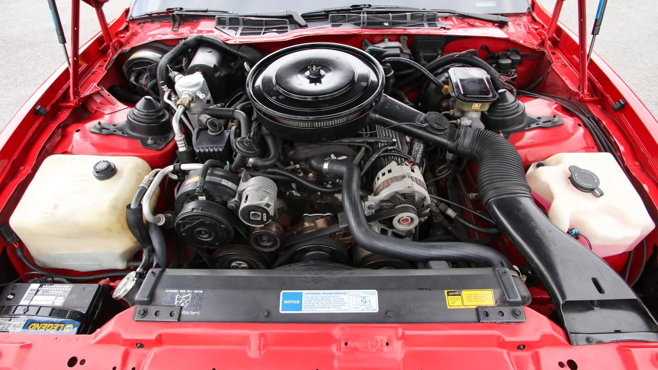1990 Pontiac Firebird Trans Am 3rd Gen - Image 12 of 31