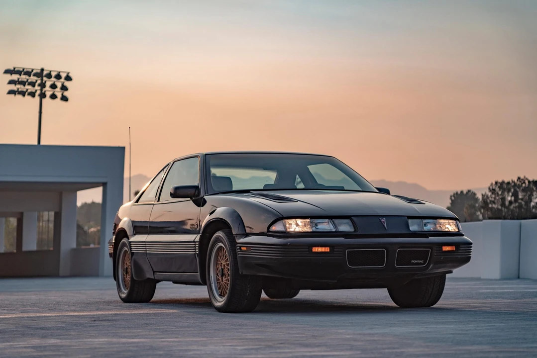 1990 Pontiac Grand Prix 3rd+ Gen - Image 29 of 31