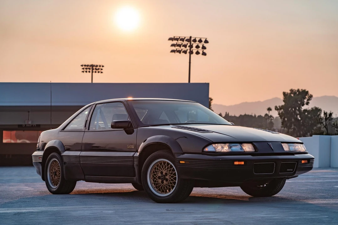 1990 Pontiac Grand Prix 3rd+ Gen - Image 27 of 31