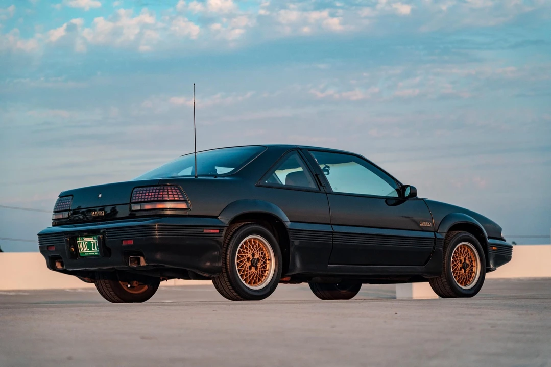 1990 Pontiac Grand Prix 3rd+ Gen - Image 21 of 31