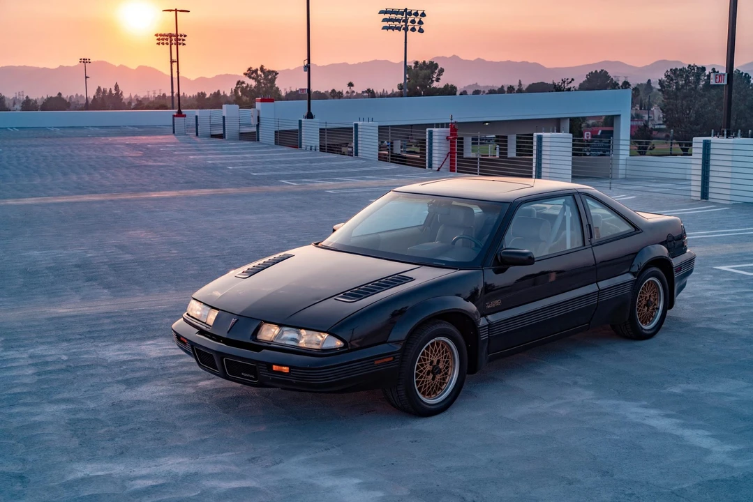 1990 Pontiac Grand Prix 3rd+ Gen - Image 6 of 31