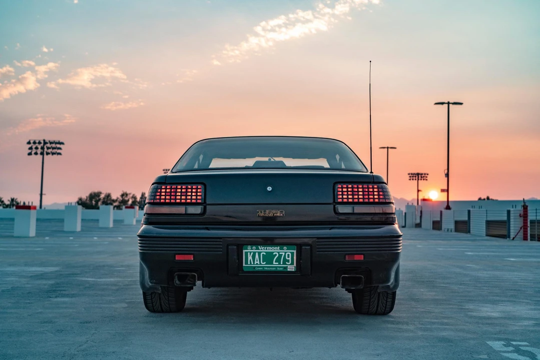 1990 Pontiac Grand Prix 3rd+ Gen - Image 15 of 31