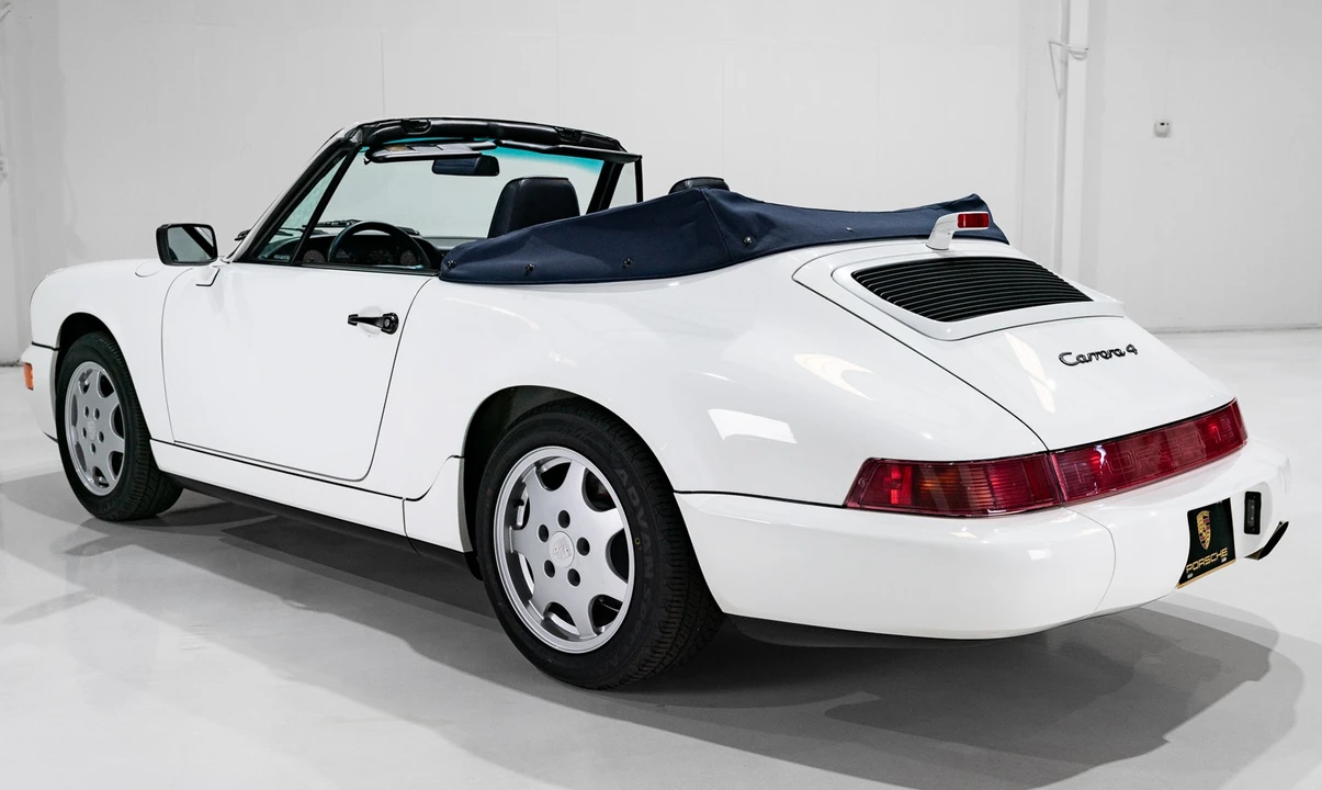 1990 Porsche 964 Carrera 4 - Image 9 of 12