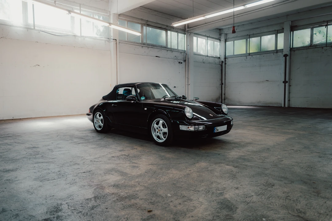 1990 Porsche 964 Carrera - Image 9 of 31