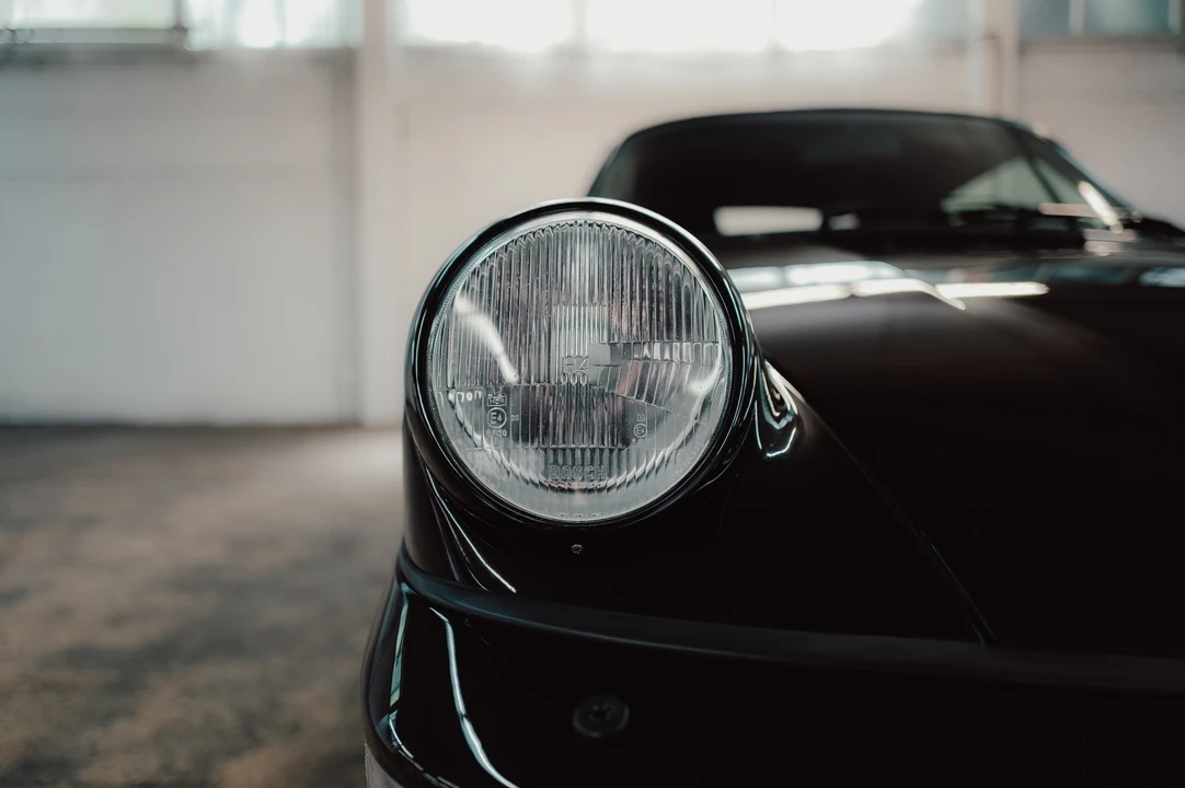 1990 Porsche 964 Carrera - Image 14 of 31