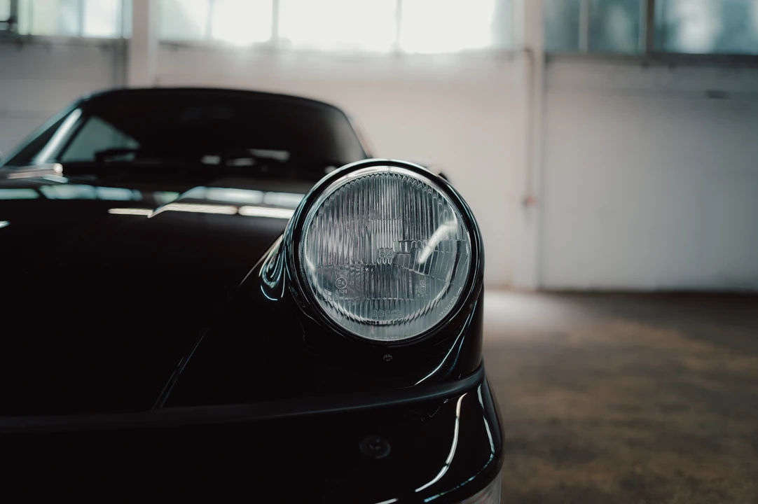 1990 Porsche 964 Carrera - Image 16 of 31