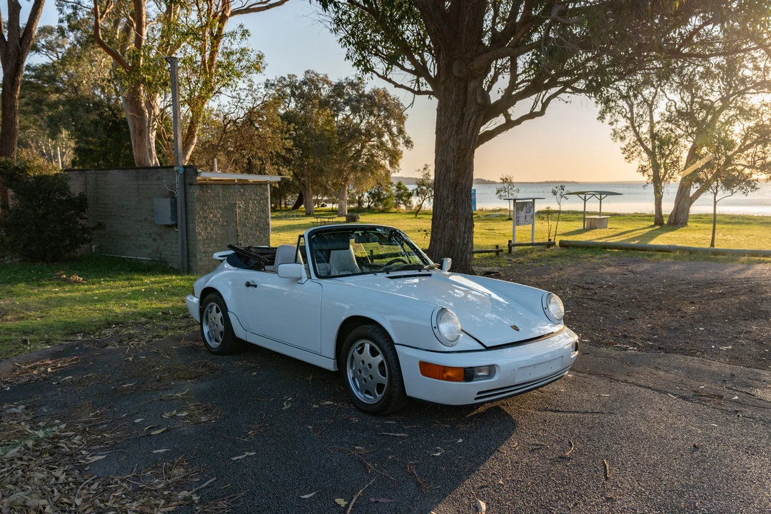 1994 Porsche 964 Carrera - Image 16 of 31