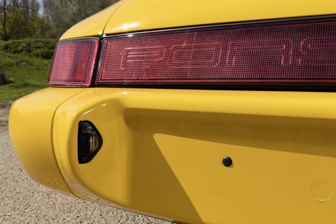 1990 Porsche 964 Carrera RS - Image 12 of 31