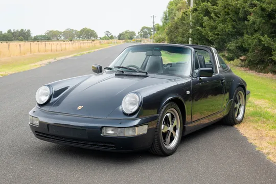 1990 Porsche 911 Carrera 2 Targa