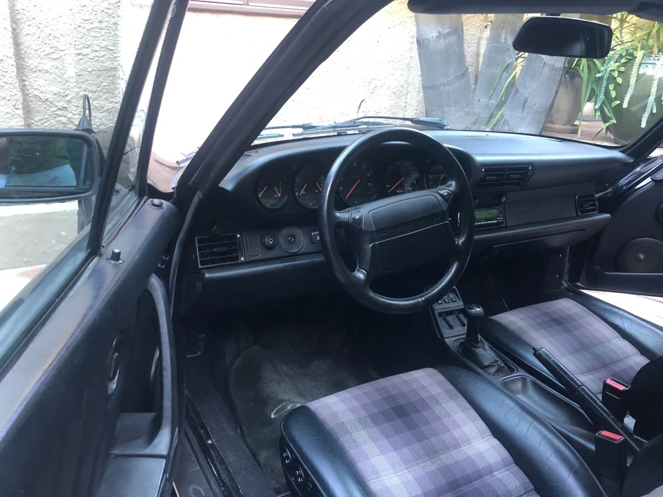 1990 Porsche 964 Carrera 4 - Image 7 of 10