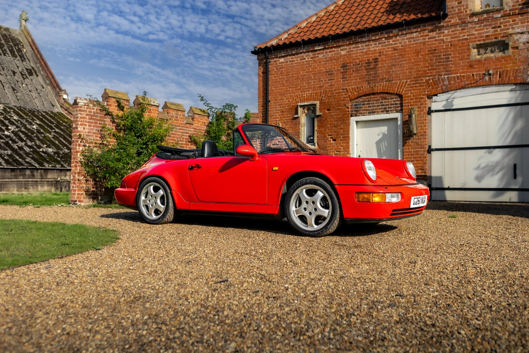 1990 Porsche 964 Carrera 4 - Image 10 of 31