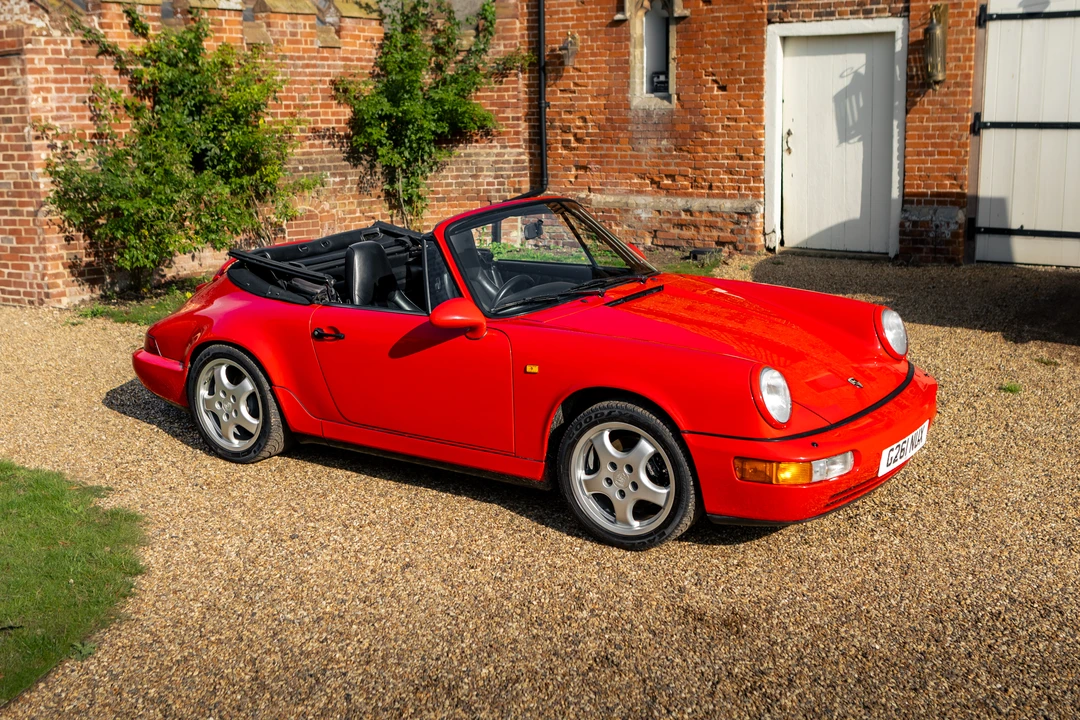 1990 Porsche 964 Carrera 4 - Image 11 of 31
