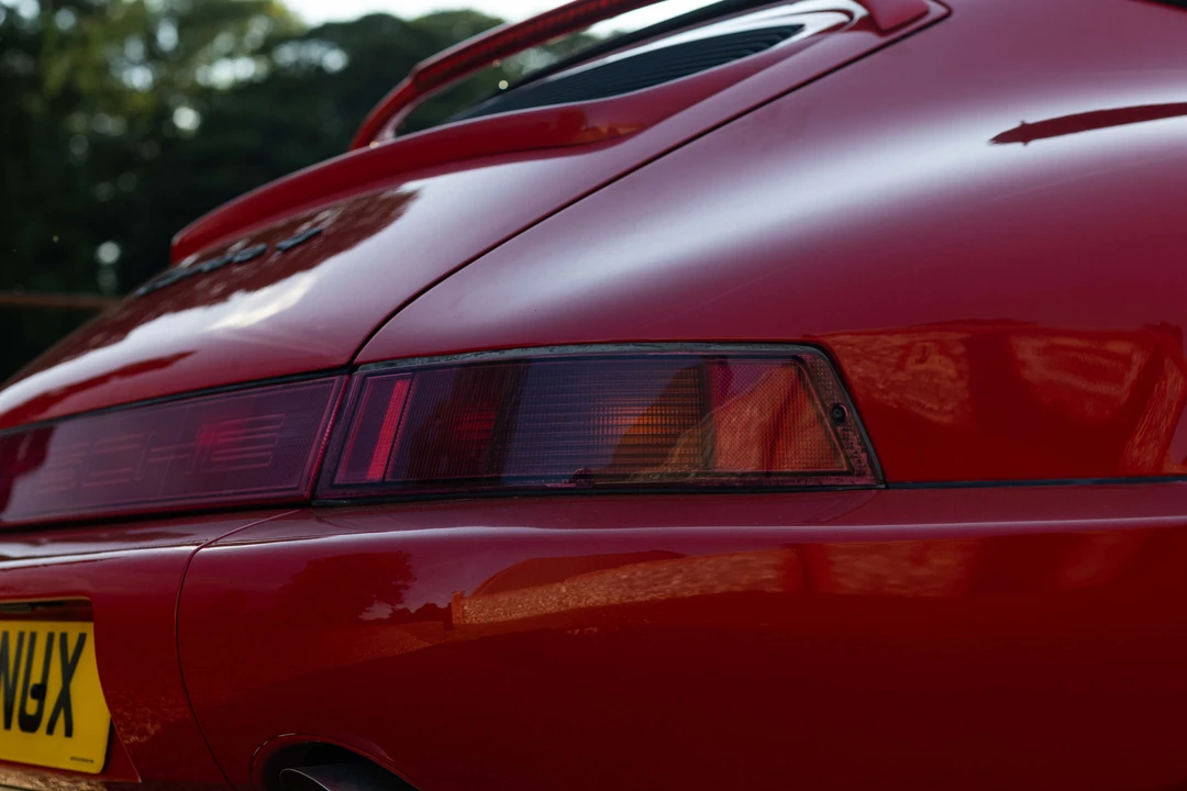 1990 Porsche 964 Carrera 4 - Image 21 of 31
