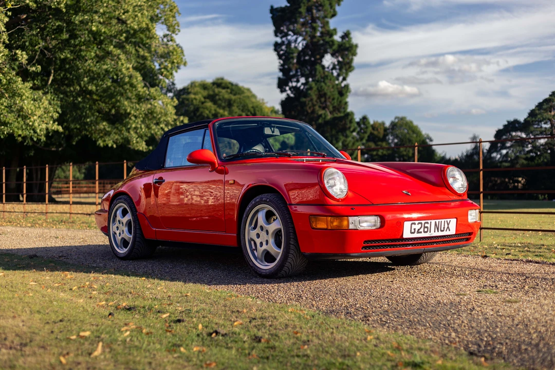 1990 Porsche 964 Carrera 4 - Image 9 of 31