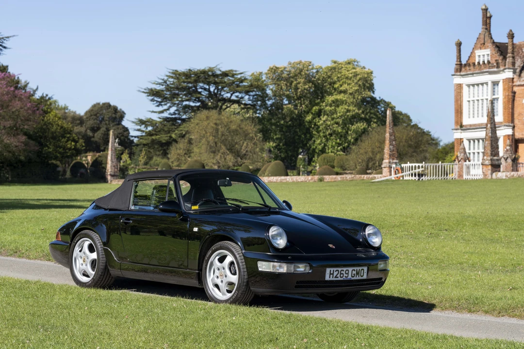 1990 Porsche 964 Carrera 4 - Image 15 of 31