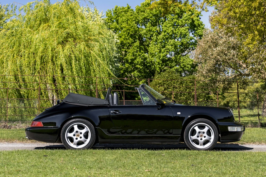 1990 Porsche 964 Carrera 4 - Image 4 of 31