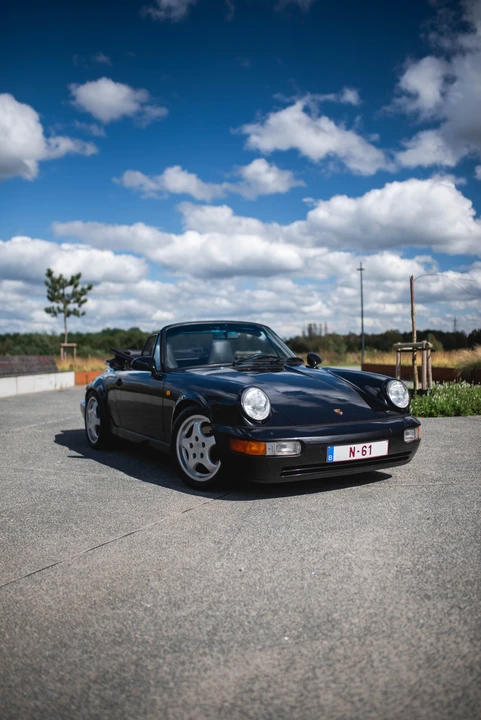1990 Porsche 964 Carrera 4 - Image 14 of 31