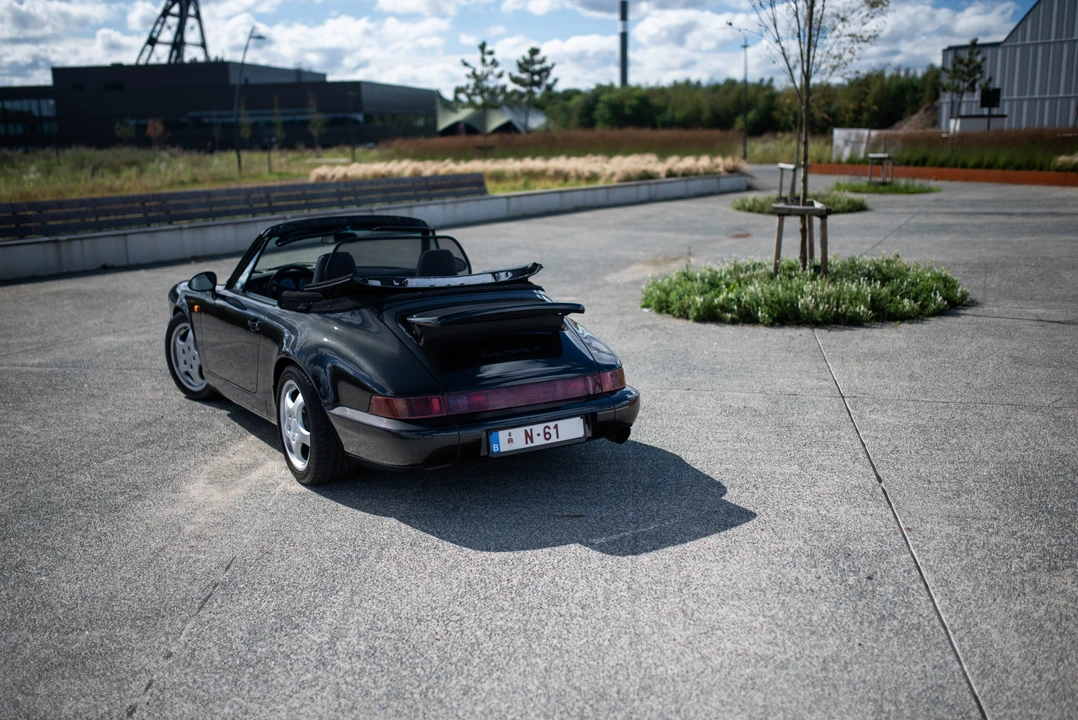 1990 Porsche 964 Carrera 4 - Image 7 of 31