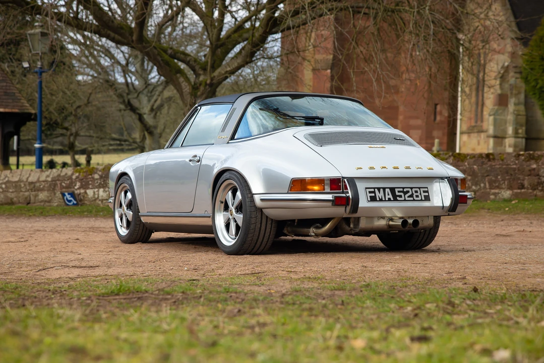 1990 Porsche 964 Carrera 4 - Image 7 of 31