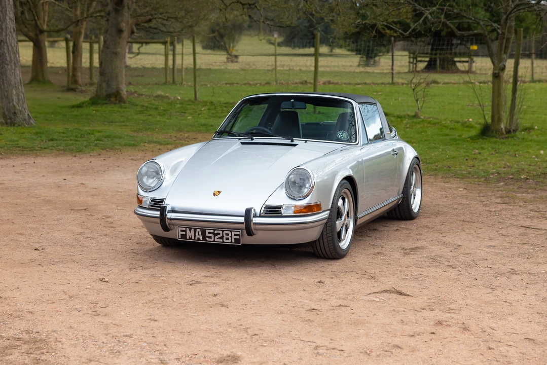 1990 Porsche 964 Carrera 4 - Image 17 of 31