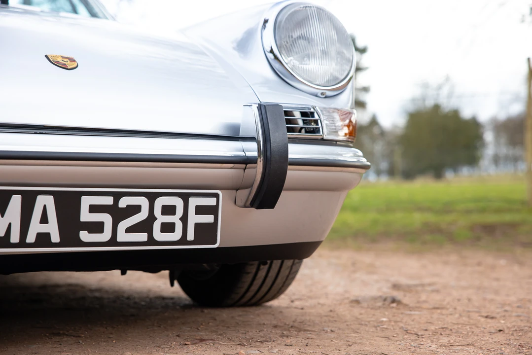 1990 Porsche 964 Carrera 4 - Image 21 of 31