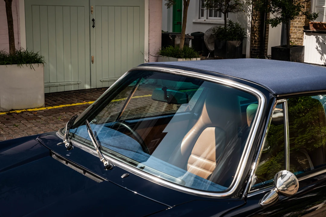 1990 Porsche 964 Carrera 4 - Image 15 of 31