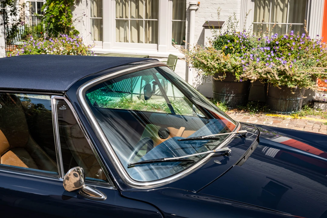 1990 Porsche 964 Carrera 4 - Image 16 of 31