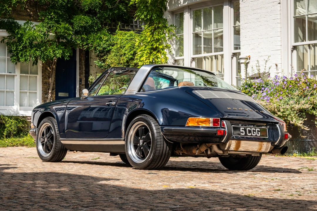 1990 Porsche 964 Carrera 4 - Image 7 of 31