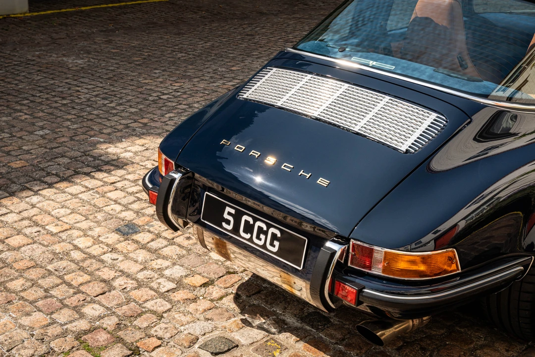 1990 Porsche 964 Carrera 4 - Image 26 of 31