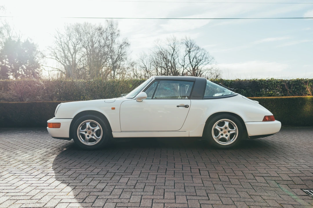1990 Porsche 964 Carrera 4 - Image 5 of 31