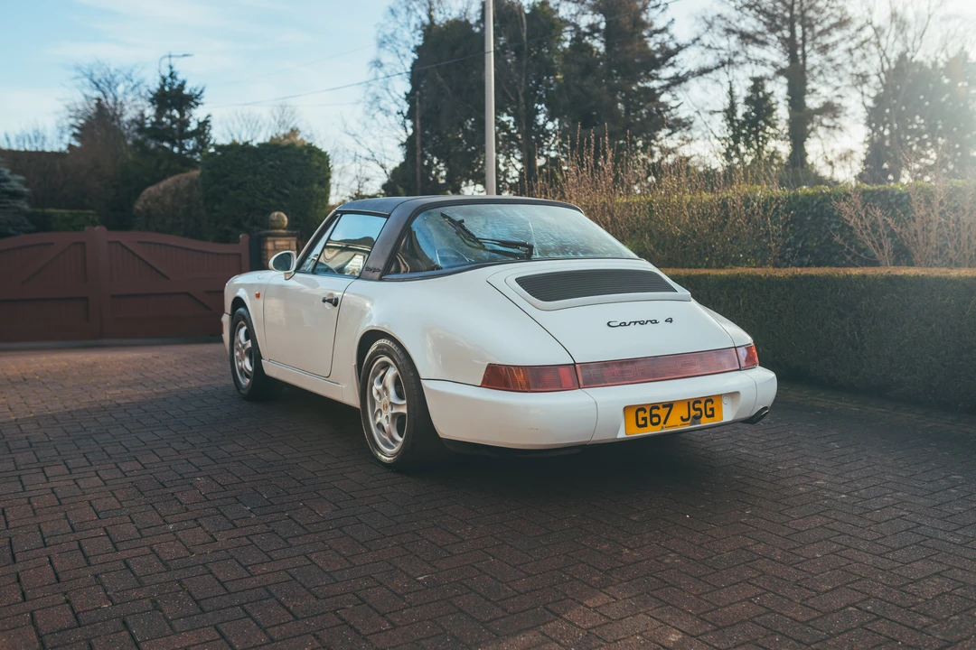 1990 Porsche 964 Carrera 4 - Image 6 of 31