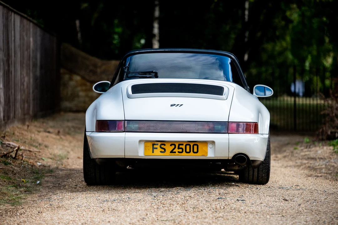 1990 Porsche 964 Carrera 4 - Image 6 of 31