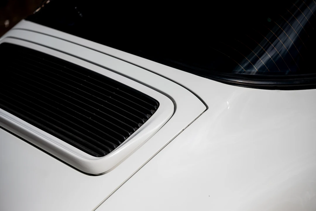 1990 Porsche 964 Carrera 4 - Image 12 of 31