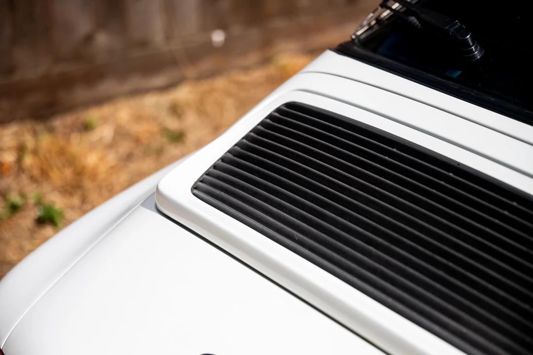 1990 Porsche 964 Carrera 4 - Image 13 of 31