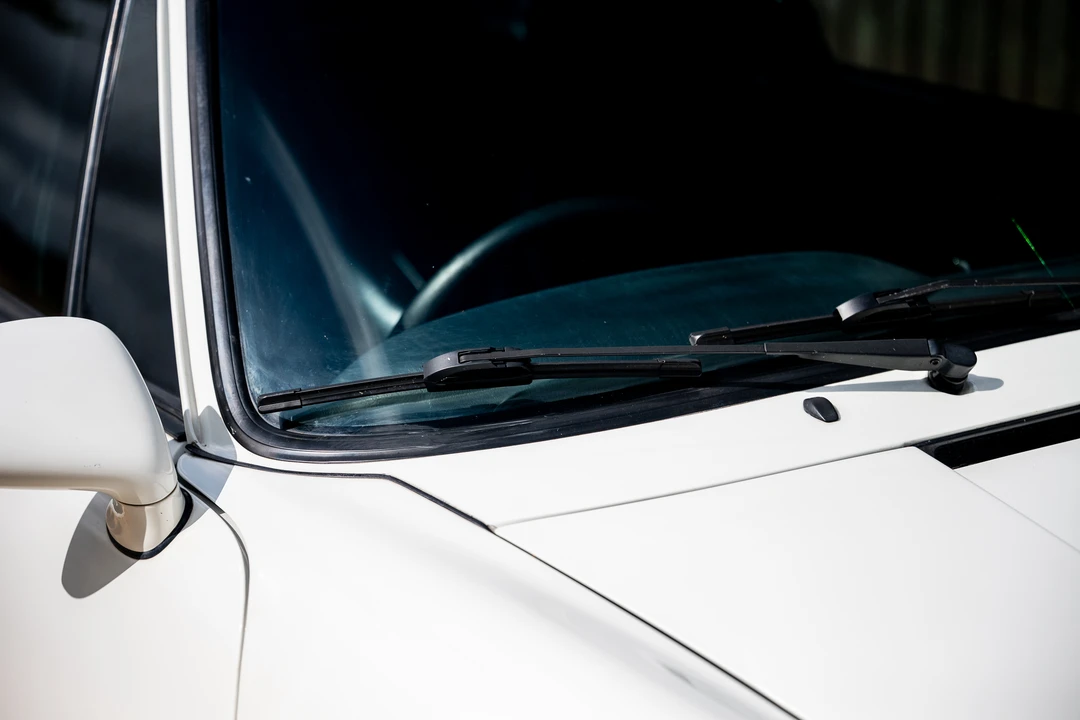 1990 Porsche 964 Carrera 4 - Image 22 of 31
