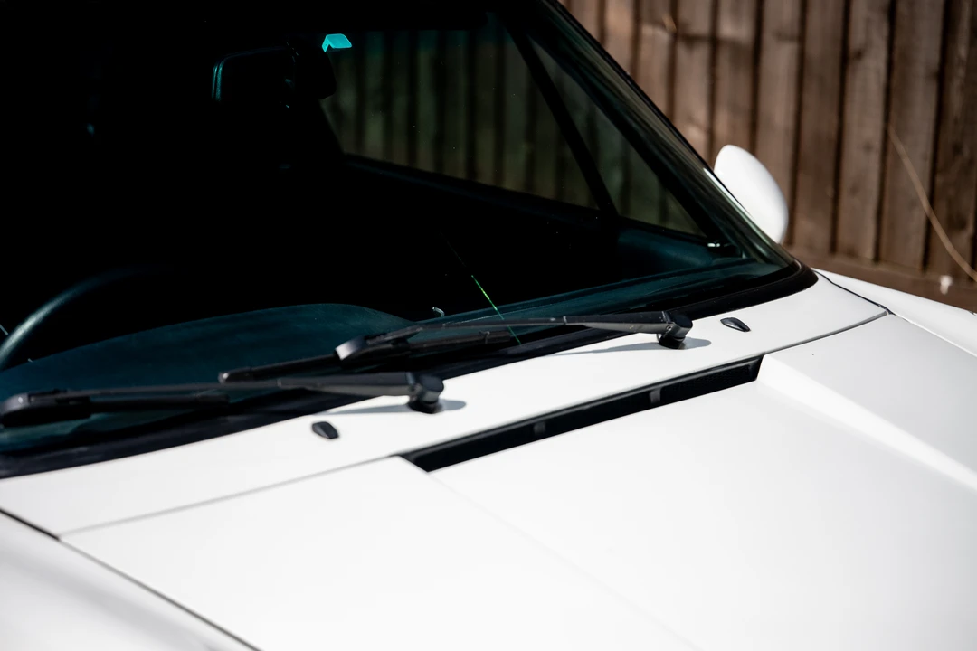 1990 Porsche 964 Carrera 4 - Image 23 of 31