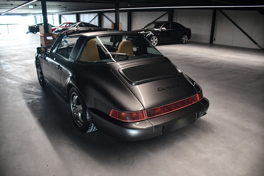 1990 Porsche 964 Carrera 4 - Image 6 of 21