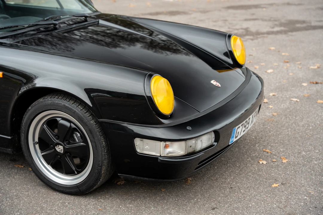 1990 Porsche 964 Carrera 4 - Image 26 of 31