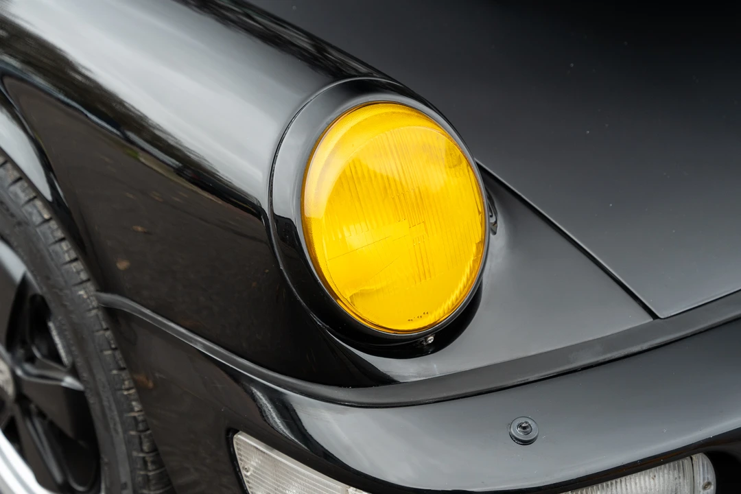 1990 Porsche 964 Carrera 4 - Image 27 of 31