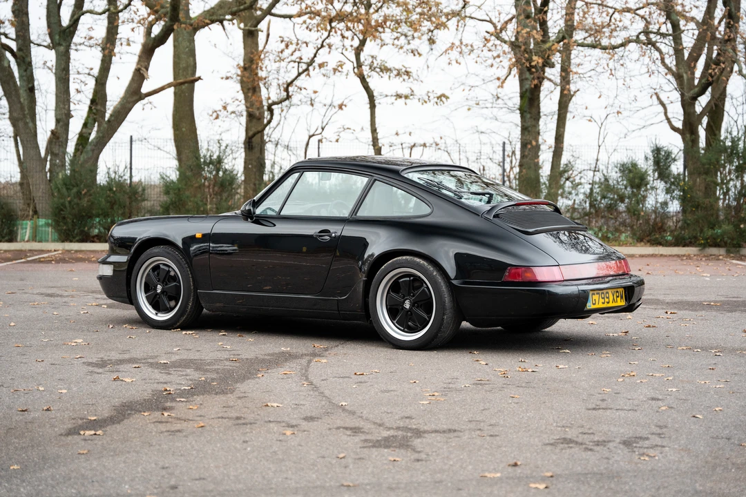 1990 Porsche 964 Carrera 4 - Image 13 of 31