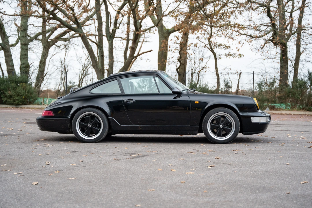 1990 Porsche 964 Carrera 4 - Image 16 of 31