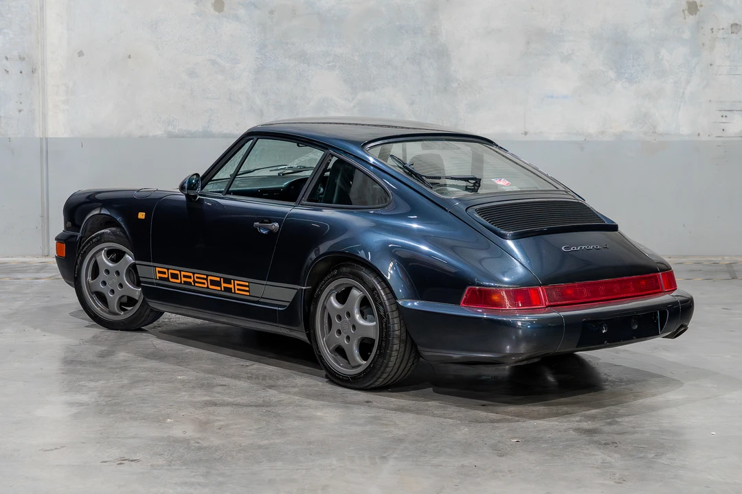 1990 Porsche 964 Carrera 4 - Image 13 of 31