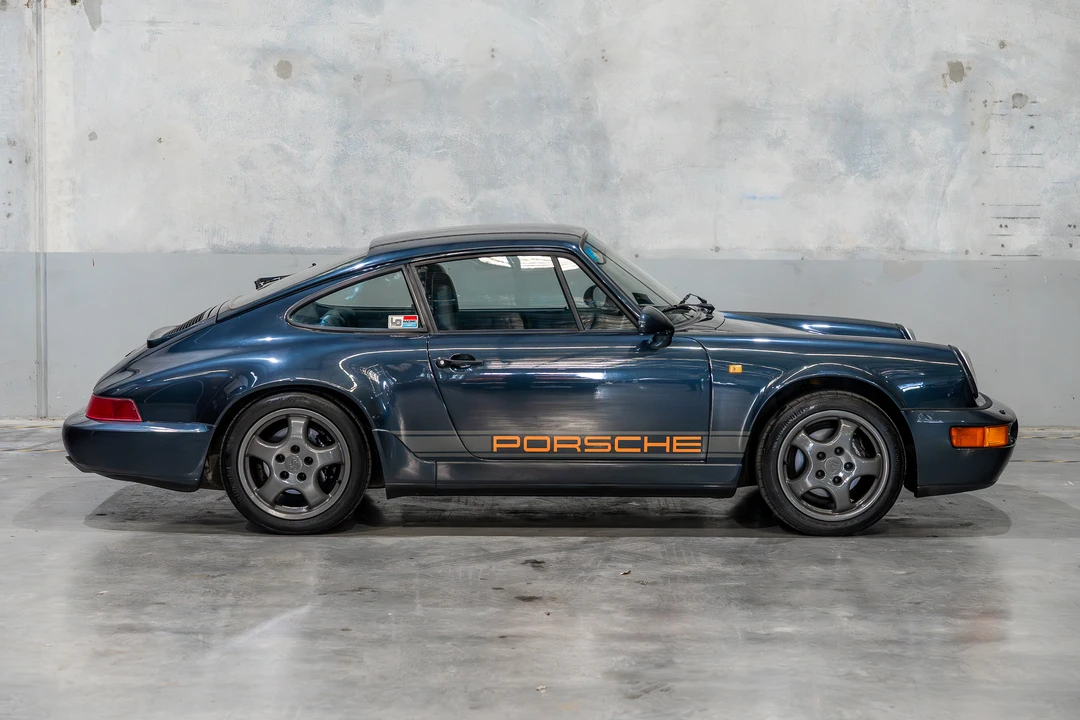 1990 Porsche 964 Carrera 4 - Image 16 of 31