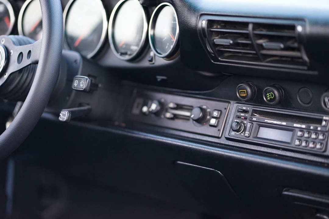 1990 Porsche 964 Carrera - Image 13 of 16
