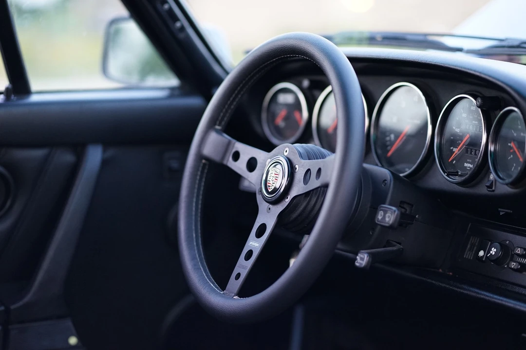 1990 Porsche 964 Carrera - Image 8 of 23