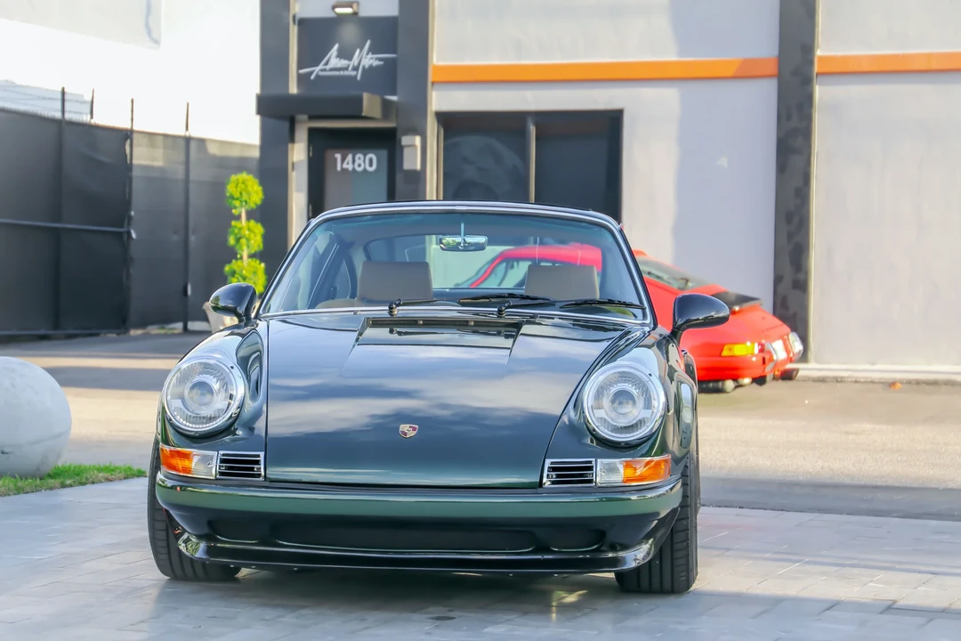 1990 Porsche 964 Carrera 4 - Image 2 of 6