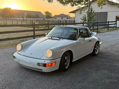 1990 Porsche 911 Carrera 2 Targa