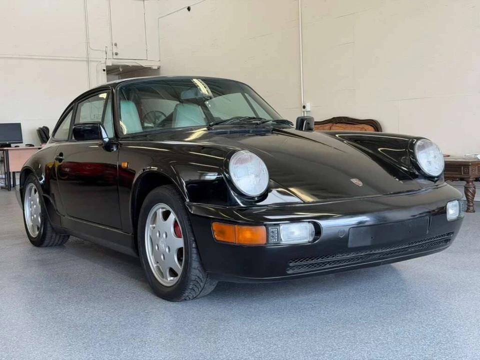 1990 Porsche - Image 2 of 31