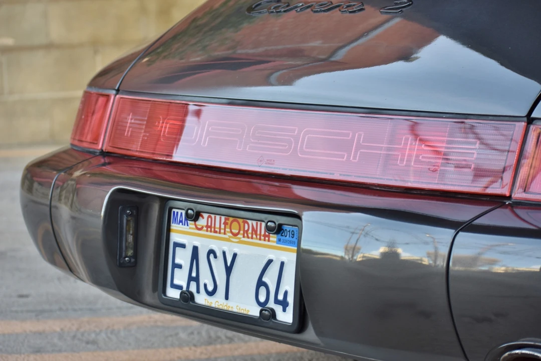 1990 Porsche 964 Carrera - Image 24 of 31