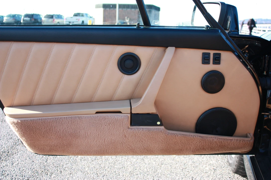 1990 Porsche 964 Carrera - Image 19 of 31
